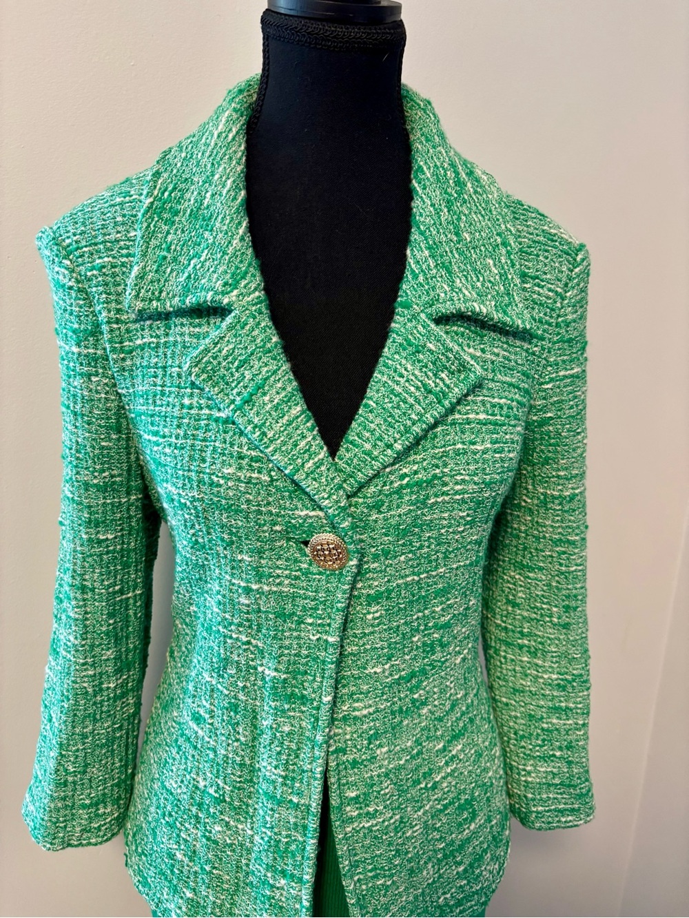 St. John Green Tweed Women's Blazer and skirt - Picture 2 of 3